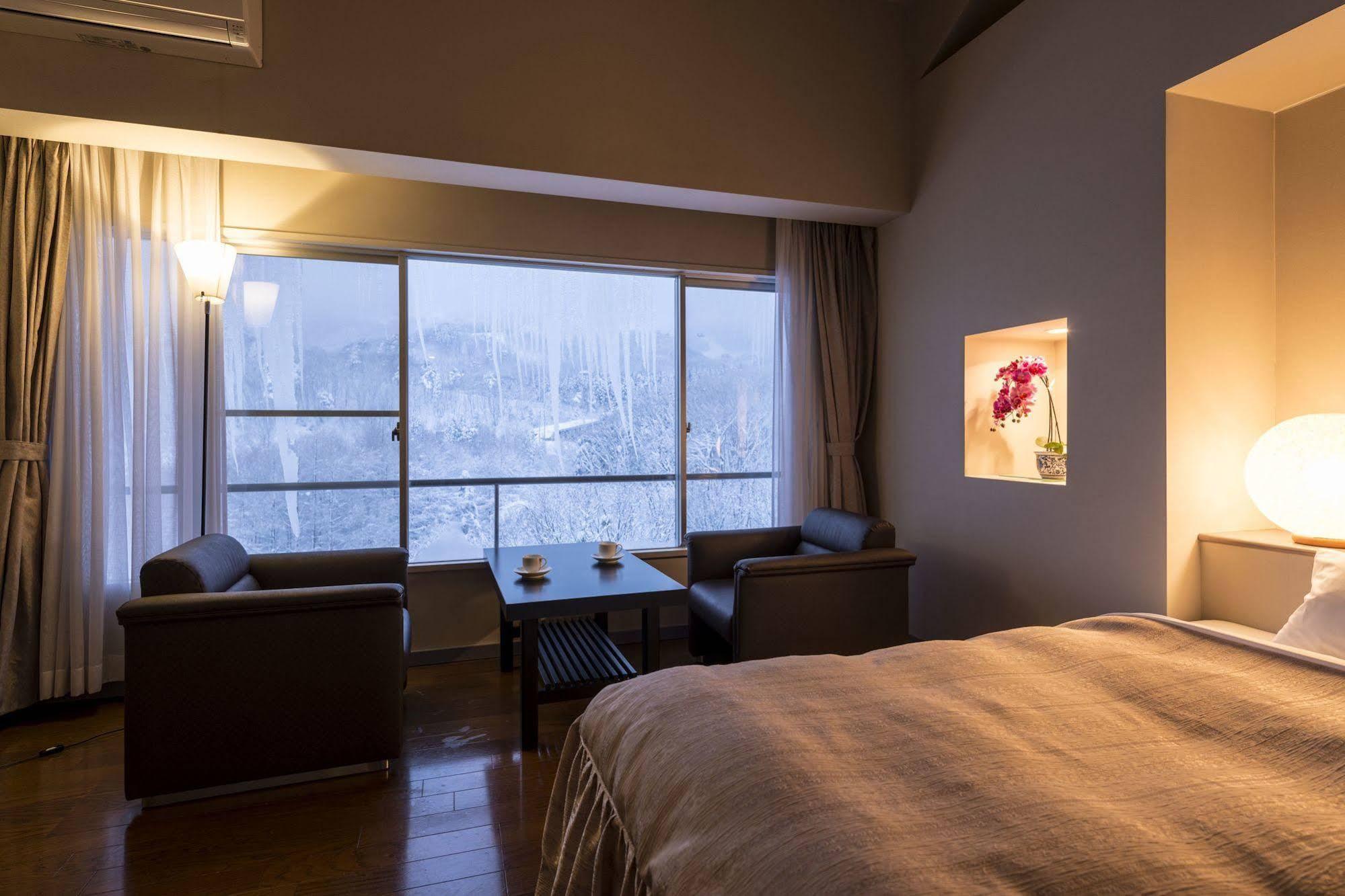 Takamiya Hotel Lucent Yamagata  Eksteriør billede